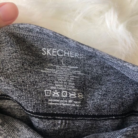 Sketchers Sports Bra - Picture 4 of 4